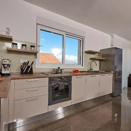 Seaside With A Swimming Pool Arbanija, Ciovo - 24254 * Trogir